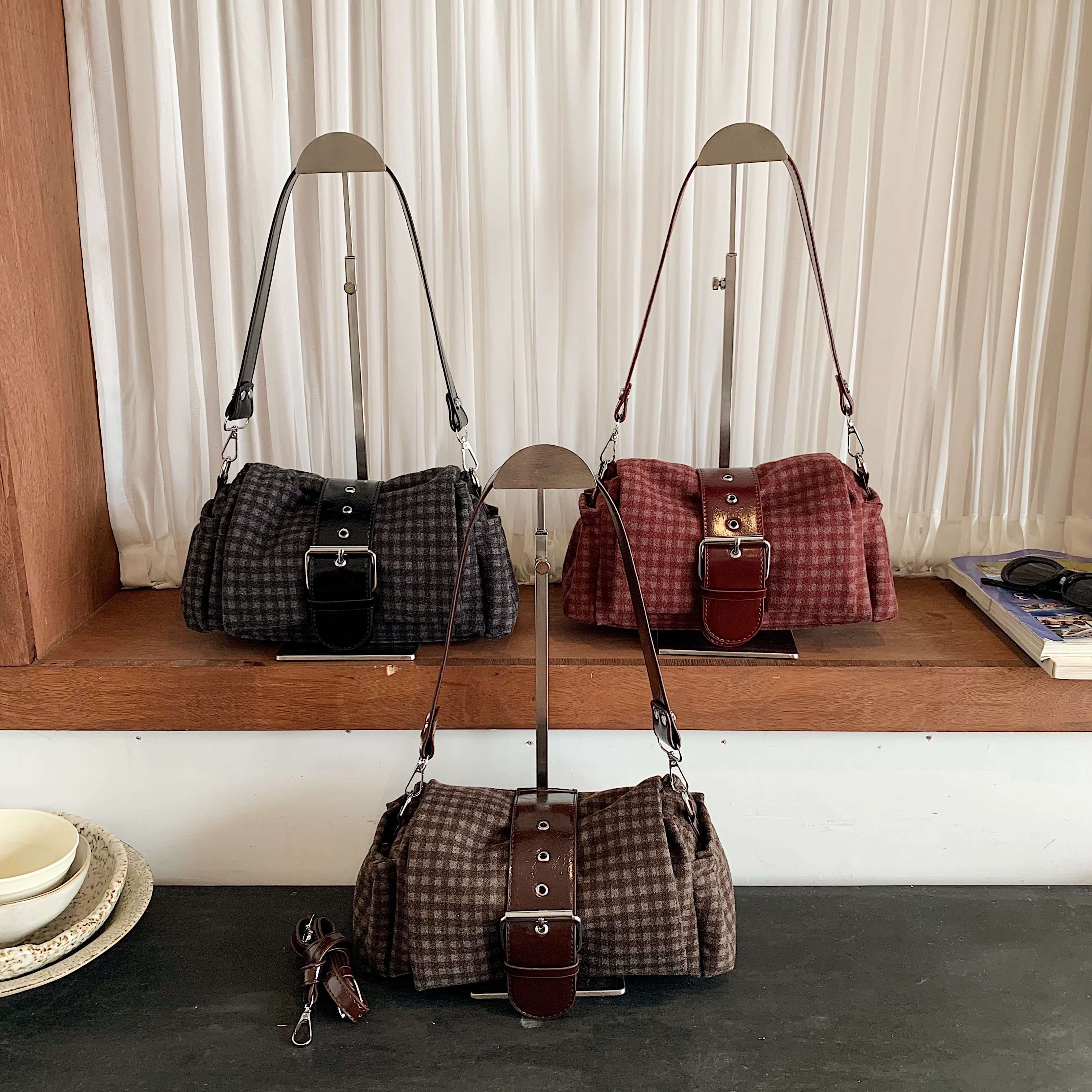 Women's Vintage Plaid Belt-Buckle Baguette Shoulder Bag