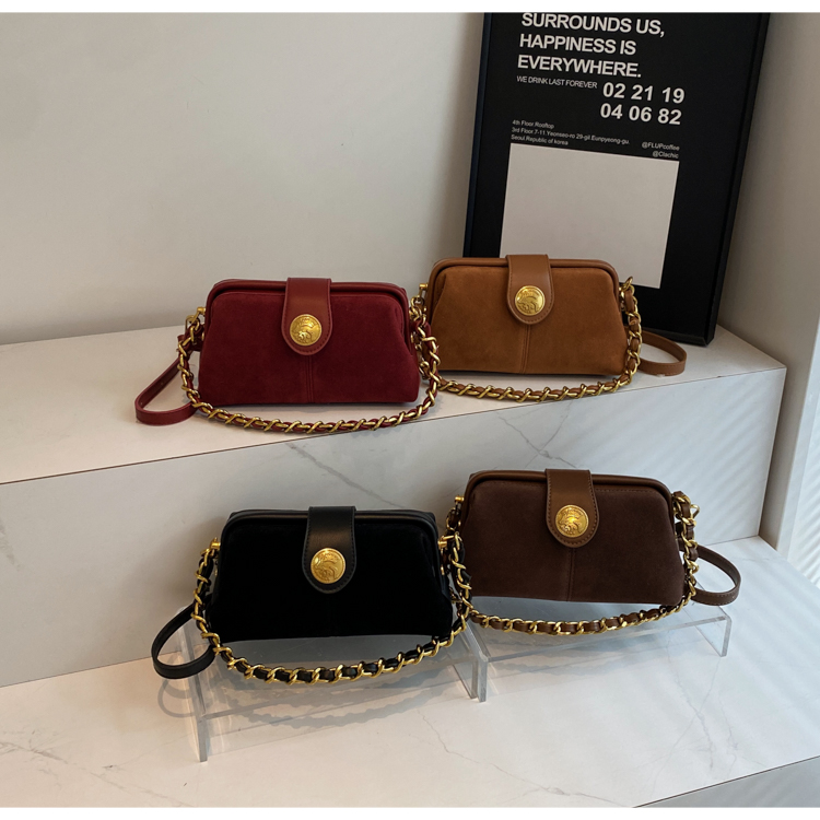 Women's Vintage Suede-Finish Coin Clasp Chain Shoulder Bag