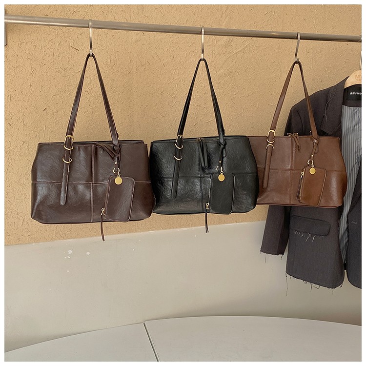 Women's Vintage Oil-Wax Look Shoulder Tote Bag with Mini Pouch